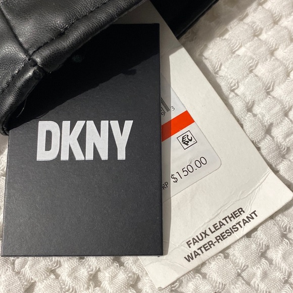NWT DKNY SOFT WATER-RESISTANT FAUX LEATHER MOTO JACKET. SIZE S - Picture 6 of 6